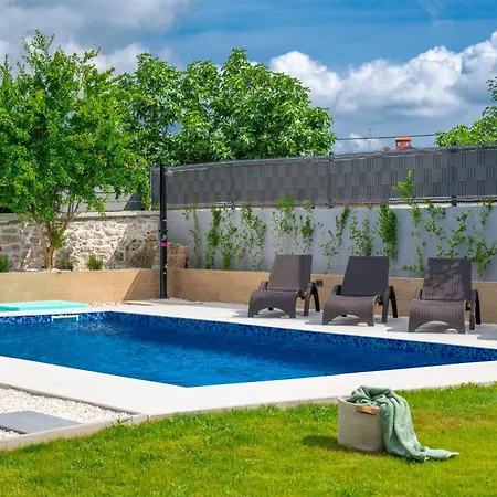 Mirabilis By Istrialux Villa Valtura